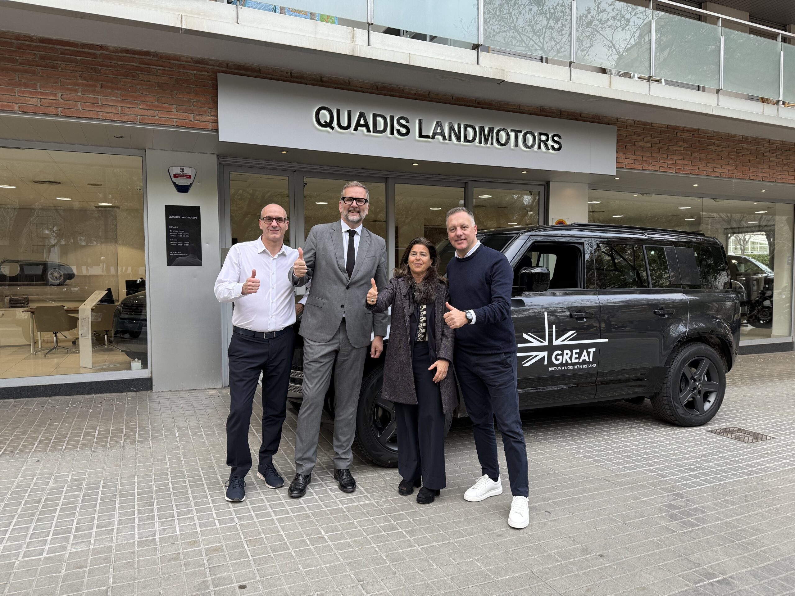 QUADIS Landmotors colabora con la Embajada Británica durante el MWC